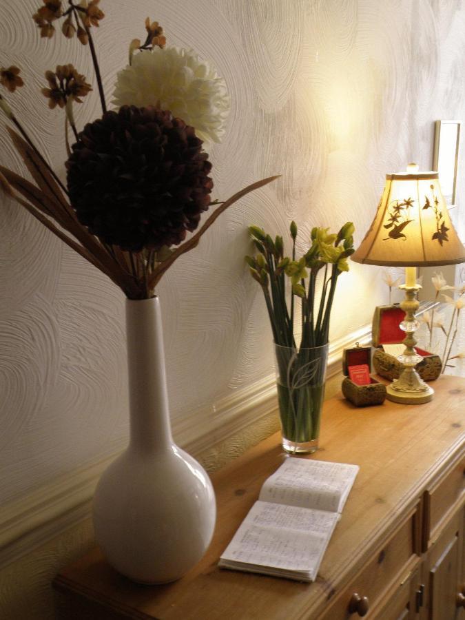 Astonwood Hotel 랜디드노 외부 사진